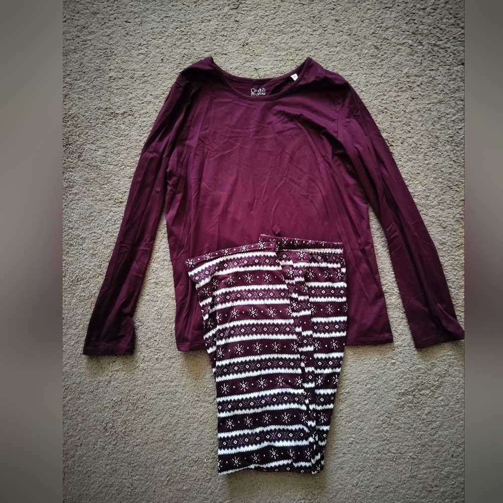 Croft and barrow pajama set women size S maroon long sleeve